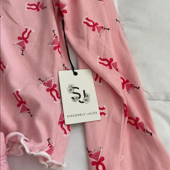 Pink Pjs - Picture 4 of 5